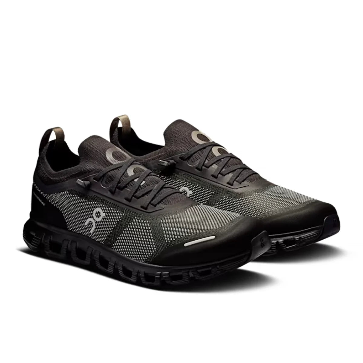 Cloud 6 Versa Black Eclipse Sneakers - Luxury Dubai