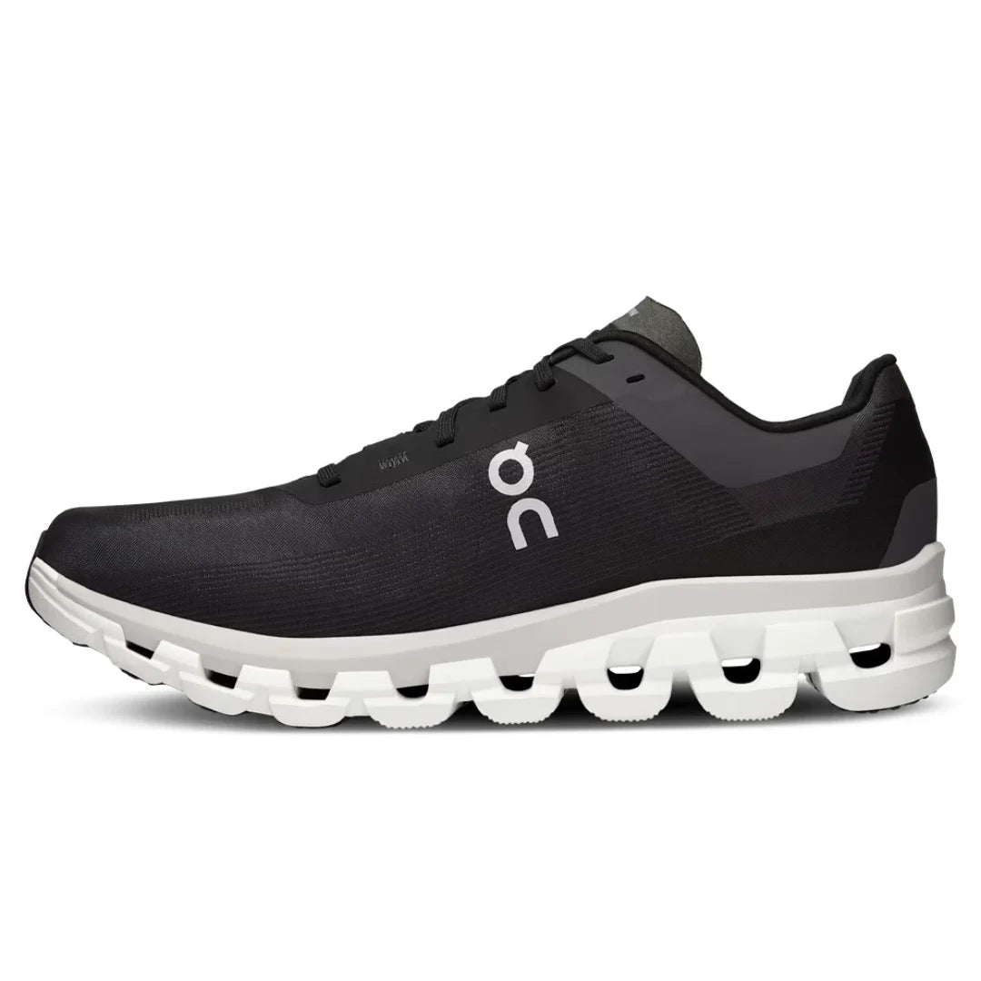 On Running Cloudflow 4 "Black | White" - Luxury Dubai