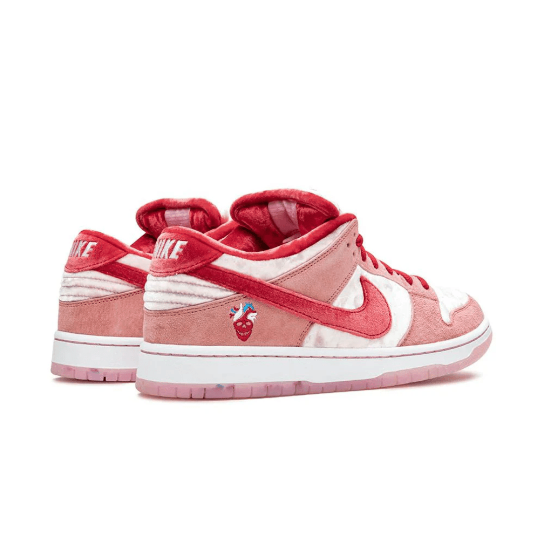 Nike Dunk Low Pro sneakers - Luxury Dubai