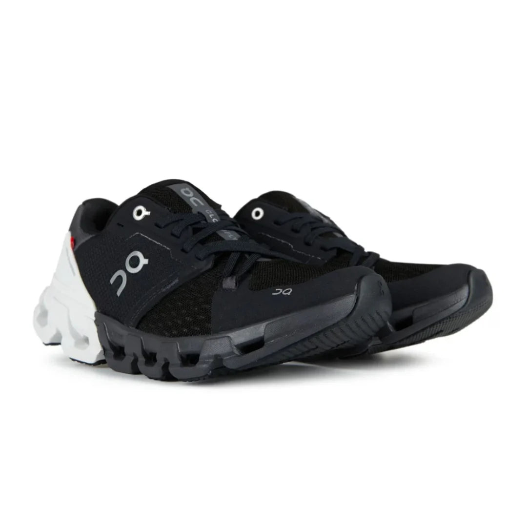On Cloudflyer 4 'Black | White' - Luxury Dubai