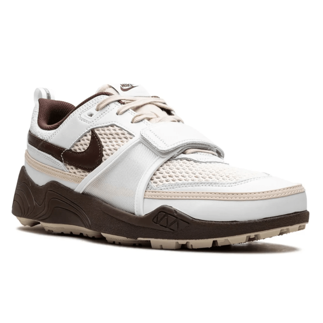 Travis Scott x Zoom Field Jaxx 'Light Chocolate' - Luxury Dubai