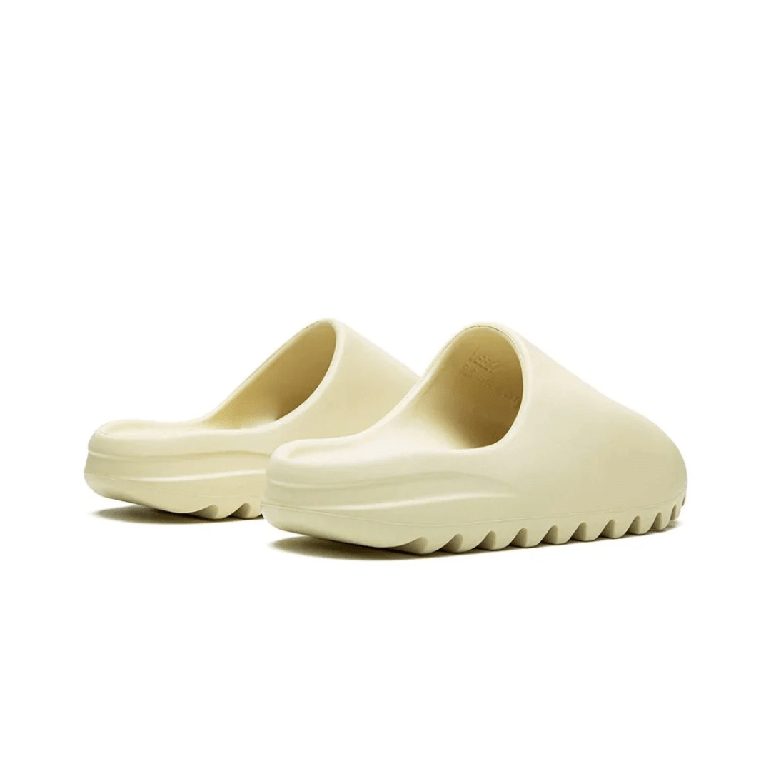 Yeezy Slides "Bone" - Luxury Dubai