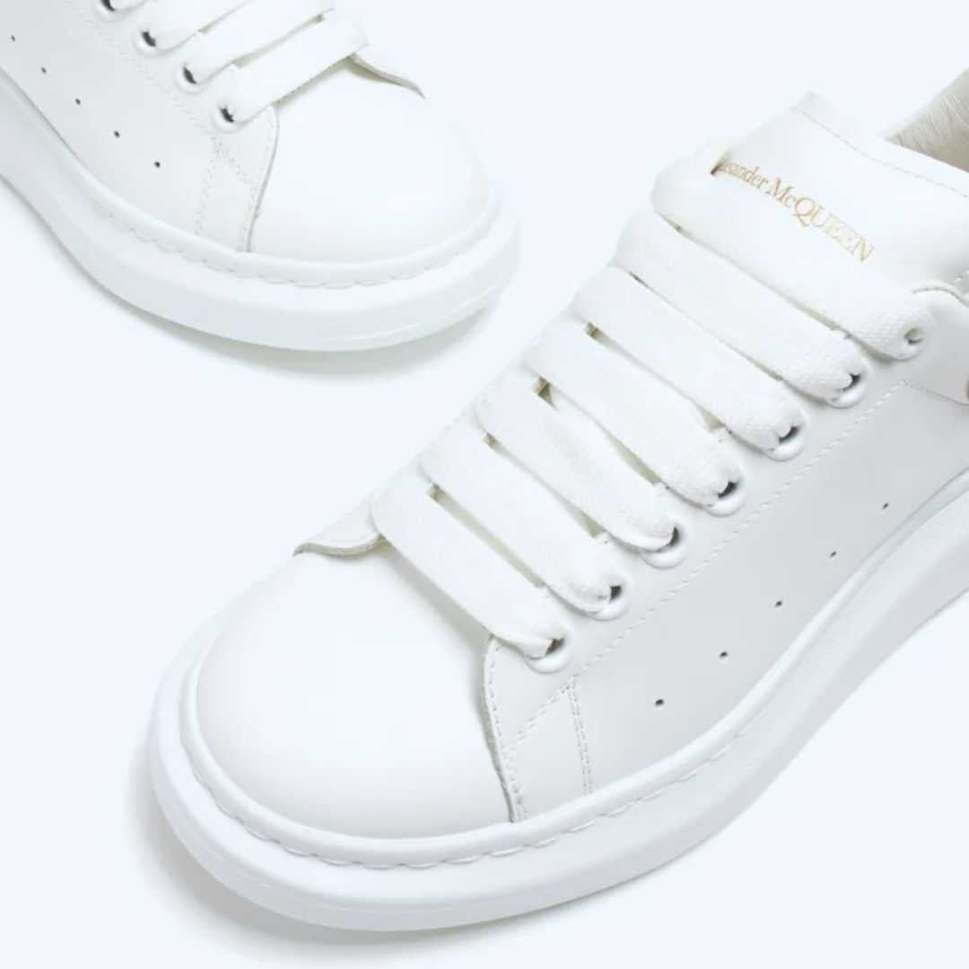 Luxury Alexander Mcqueen Sneakers - Luxury Dubai