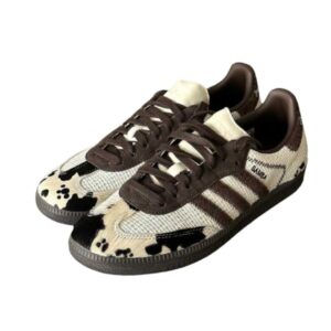 Step up your style game with these luxurious adidas Originals cowhide leather sneakers. Perfect for any occasion