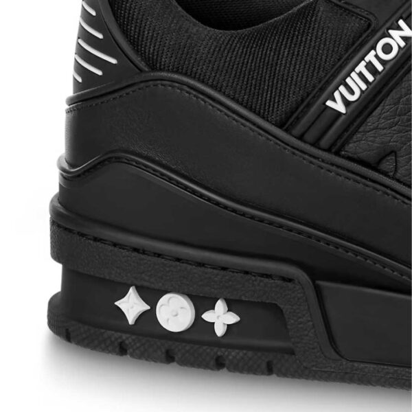 Embrace sophistication and luxury with these black leather sneakers, beautifully complemented by white detailing. Discover the exquisite Louis Vuitton Trainer Sneakers in Dubai