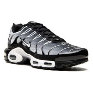 Buy Nike Air Max Plus Dubai | Nike Air Max 97 | Top 10 Sneakers for UAE Lifestyle | How to Style Nike Air Max Plus