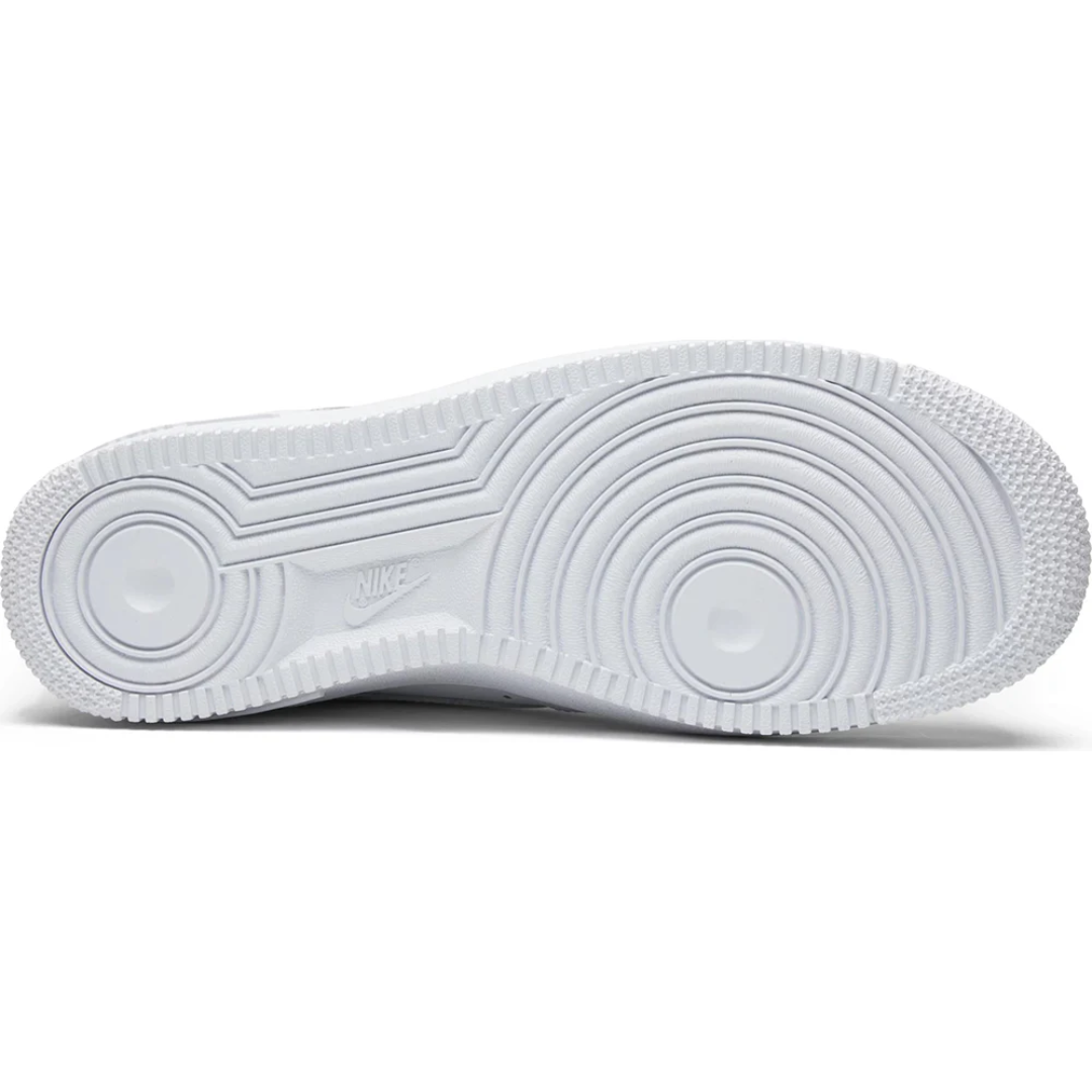 Air Force 1 '07 'White' 4 Nike Air Force 1 07 White Packaging UAE