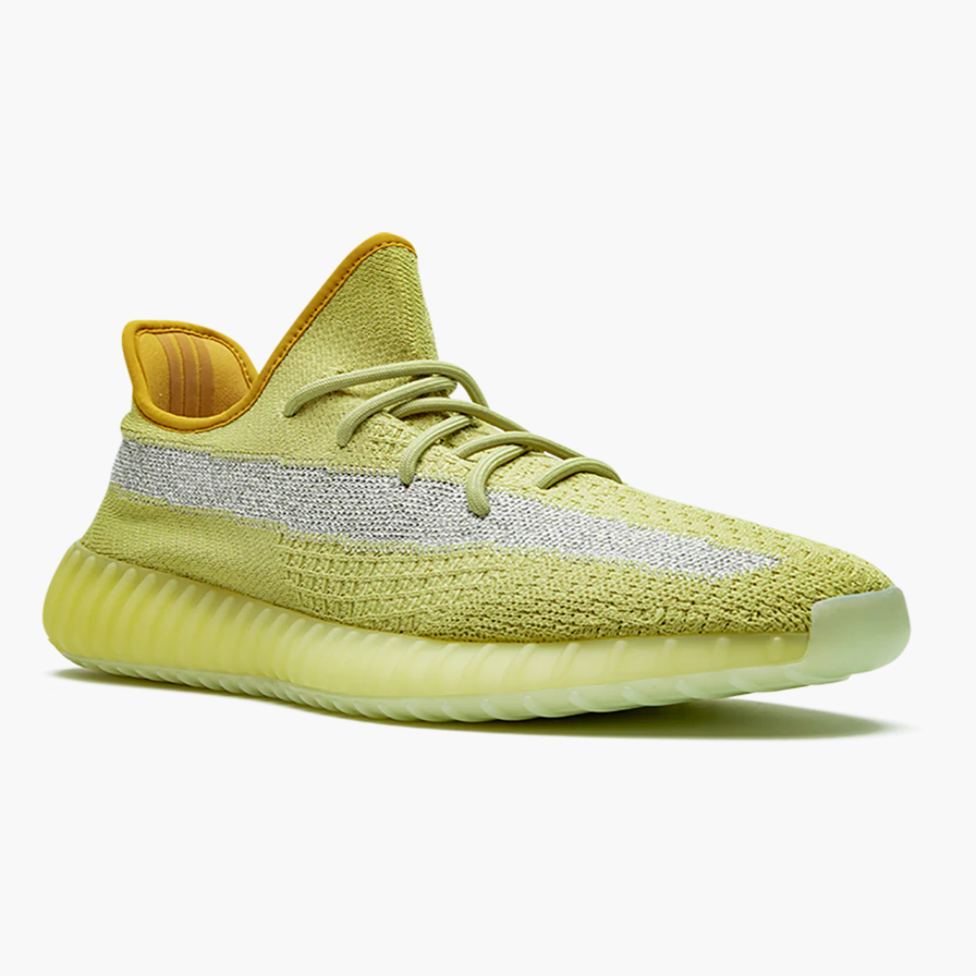 Yeezy Boost 350 V2 “Marsh” 4 Yeezy Boost 350 V2 Marsh close-up detail